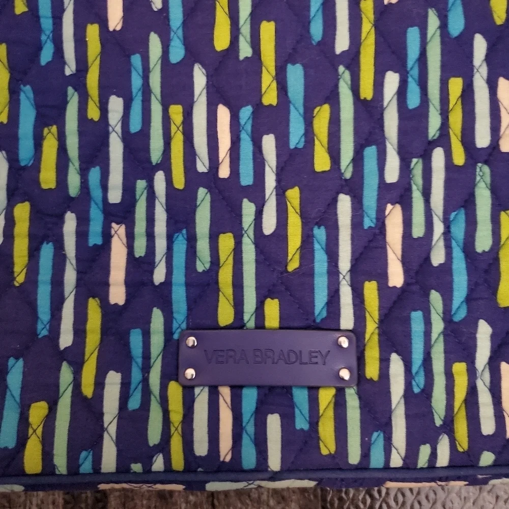 Vera Bradley Katalina Showers Tablet Zip Case eReader Sleeve Padded.